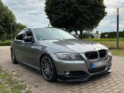 Grau Gebraucht 2008 BMW 325 Limousine | 13.000 €