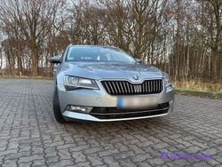 Grau Gebraucht 2017 Skoda Superb Style Kombi | 15.300 € (Fairer Preis)