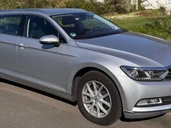 Silber Gebraucht 2016 VW Passat Highline Limousine | 9.500 € (Guter Preis)