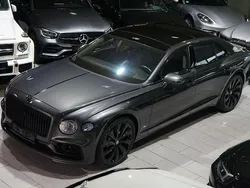 Grau Gebraucht 2021 Bentley Flying Spur Mulliner Limousine | 144.888 €