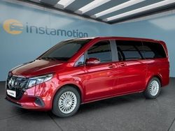 Rot Gebraucht 2025 Mercedes EQV300 Van / Kleinbus | 56.199 € (Teuer)