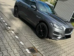 Grau Gebraucht 2019 Jaguar F-Pace SUV | 31.500 € (Etwas zu teuer)