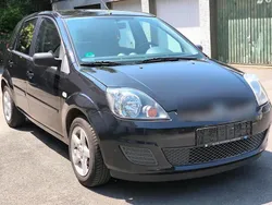 Schwarz Gebraucht 2008 Ford Fiesta Kleinwagen | 1.950 €