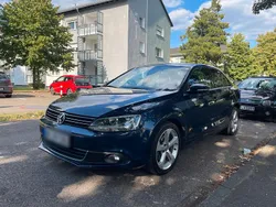 Blau Gebraucht 2012 VW Jetta Limousine | 6.599 € (Fairer Preis)
