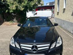 Schwarz Gebraucht 2010 Mercedes E350 Coupé | 12.200 € (Fairer Preis)
