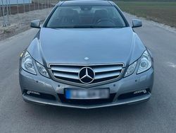 Silber Gebraucht 2010 Mercedes E350 Coupé | 17.200 € (Teuer)