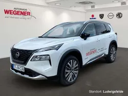 Pearl white/ black Gebraucht 2025 Nissan X-Trail Tekna+ SUV | 49.340 €
