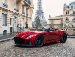 Rot Gebraucht 2023 Aston Martin DBS Cabrio | 294.990 € (Etwas zu teuer)