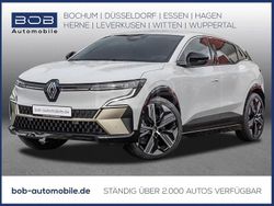 Weiß Gebraucht 2025 Renault Megane E-Tech Iconic Limousine | 39.999 €