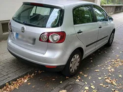 Silber Gebraucht 2005 VW Golf V Limousine | 1.250 € (Guter Preis)