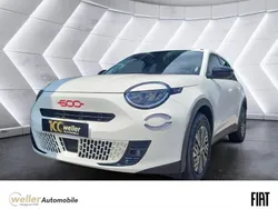 Weiss Gebraucht 2024 Fiat 600E Red Limousine | 26.950 € (Guter Preis)