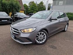 Grau Gebraucht 2020 Mercedes B180 Progressive Van / Kleinbus | 18.950 € (Fairer Preis)
