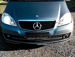 Grau Gebraucht 2010 Mercedes A160 Limousine | 5.800 € (Etwas zu teuer)
