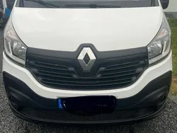 Weiß Gebraucht 2016 Renault Traffic Van / Kleinbus | 9.800 € (Guter Preis)