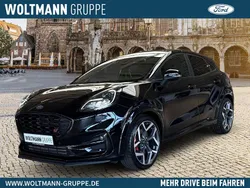 Obsidianschwarz metallic Gebraucht 2021 Ford Puma Gen-E ST Limousine | 21.590 € (Fairer Preis)