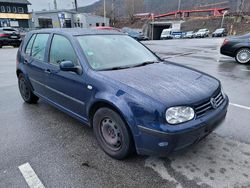 Blau Gebraucht 2001 VW Golf Limousine | 1.650 € (Fairer Preis)