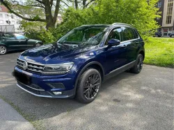 Blau Gebraucht 2017 VW Tiguan Allspace Highline SUV | 26.900 €