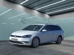 Weiß Gebraucht 2018 VW Golf VII Highline Kombi | 19.840 € (Etwas zu teuer)