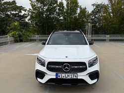 Weiß Gebraucht 2020 Mercedes GLB250 AMG SUV | 41.999 € (Teuer)