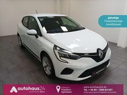 Weiß Gebraucht 2021 Renault Clio V SE Limousine | 12.670 € (Fairer Preis)