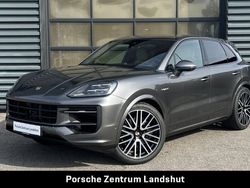 Quarzitgraumetallic Gebraucht 2024 Porsche Cayenne SUV | 129.990 €
