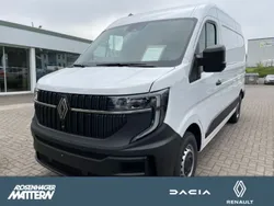 Mineralweiss Gebraucht 2024 Renault Master Van | 36.295 € (Fairer Preis)