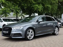 Grau Gebraucht 2020 Audi A3 Sportback Comfort Limousine | 23.889 € (Guter Preis)