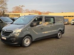 Grau Gebraucht 2021 Renault Trafic Komfort Van / Kleinbus | 17.900 €