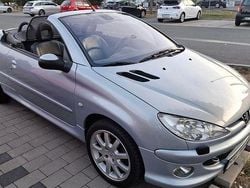 Blau Gebraucht 2003 Peugeot 206 CC Platinum Cabrio | 1.400 € (Guter Preis)