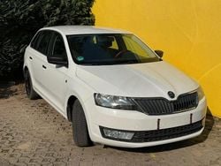 Weiß Gebraucht 2014 Skoda Rapid Drive Limousine | 4.500 € (Fairer Preis)