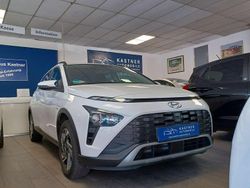 Weiß Gebraucht 2023 Hyundai Bayon Trend SUV | 17.990 € (Fairer Preis)