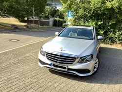 Grau Gebraucht 2017 Mercedes E220 Exclusive Limousine | 25.500 € (Etwas zu teuer)