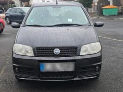 Schwarz Gebraucht 2004 Fiat Punto Kleinwagen | 550 € (Guter Preis)