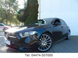 Schwarz Gebraucht 2020 Mercedes A200 AMG line Limousine | 21.990 € (Fairer Preis)