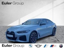 Grau Gebraucht 2022 BMW i4 Sport Line Limousine | 38.799 € (Fairer Preis)
