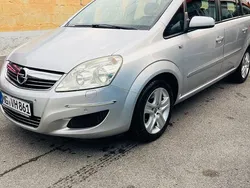 Silber Gebraucht 2009 Opel Zafira Edition Van / Kleinbus | 4.500 € (Fairer Preis)