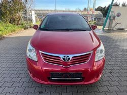 Rot Gebraucht 2010 Toyota Avensis Executive Kombi | 5.900 € (Fairer Preis)