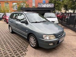 Grün Gebraucht 2002 Mitsubishi Space Star Van / Kleinbus | 2.490 € (Fairer Preis)