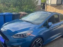 Blau Gebraucht 2018 Ford Fiesta ST Kleinwagen | 13.000 € (Guter Preis)