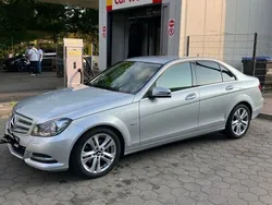 Silber Gebraucht 2011 Mercedes C200 Limousine | 13.000 € (Guter Preis)