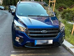 Blau Gebraucht 2017 Ford Kuga SUV | 15.500 € (Etwas zu teuer)