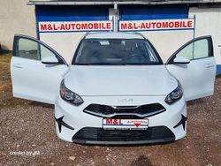 Weiß Gebraucht 2022 Kia Ceed Sportswagon Kombi | 14.399 € (Fairer Preis)