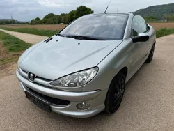 Silber Gebraucht 2004 Peugeot 206 CC Cabrio | 1.650 € (Fairer Preis)