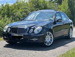 Schwarz Gebraucht 2009 Mercedes E320 Avantgarde Limousine | 8.500 € (Etwas zu teuer)