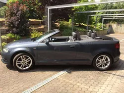 Grau Gebraucht 2011 Audi A3 Cabriolet S-Line Cabrio | 10.500 € (Guter Preis)
