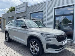 Grau Gebraucht 2021 Skoda Kodiaq SportLine SUV | 20.890 €