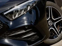 Schwarz Gebraucht 2023 Mercedes A250 AMG Limousine | 33.800 € (Etwas zu teuer)