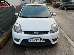 Weiß Gebraucht 2006 Ford Fiesta ST Kleinwagen | 2.950 € (Guter Preis)