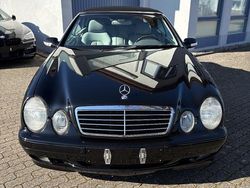 Schwarz Gebraucht 2003 Mercedes CLK230 Cabrio | 14.900 €