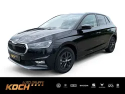 Schwarzmagic perleffekt Gebraucht 2024 Skoda Fabia Style Limousine | 21.760 € (Fairer Preis)